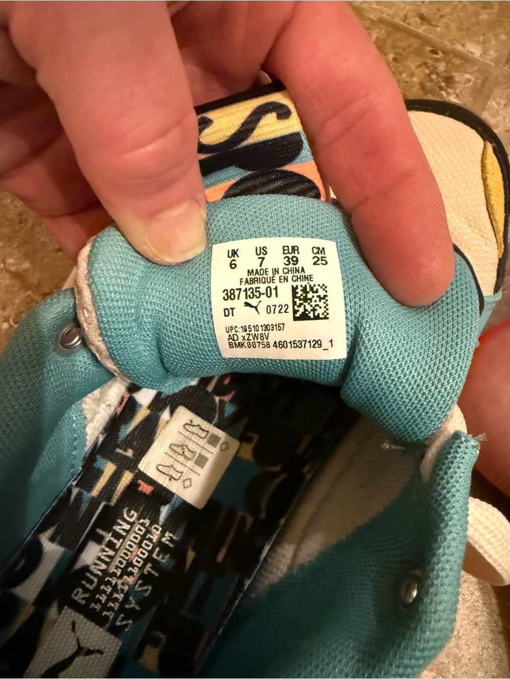 Puma Teal Blue and Yellow Patterned Running Shoe NWOT kids/womens - Picture 3 of 6